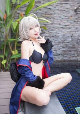 国语憿情无码少妇av_清晰未删减版在线观看