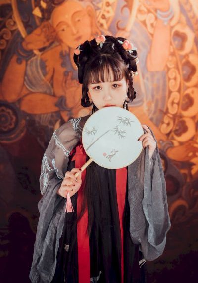 白丝女仆扒开腿让主人c_详情介绍手机免费观看完整