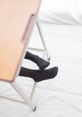 偷拍美腿丝袜_中英字幕在线观看高清