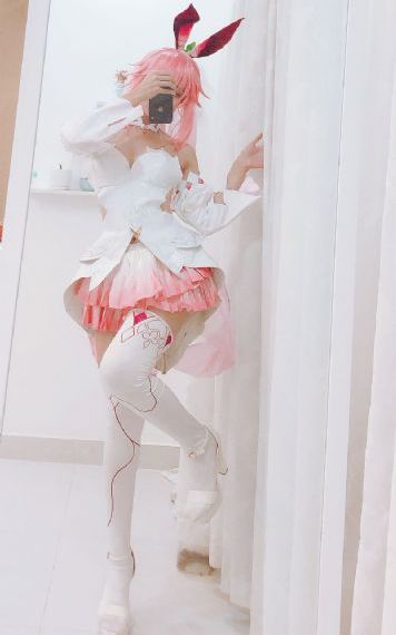 暗卫大张着腿颤抖h_bt磁力链在线观看免费版