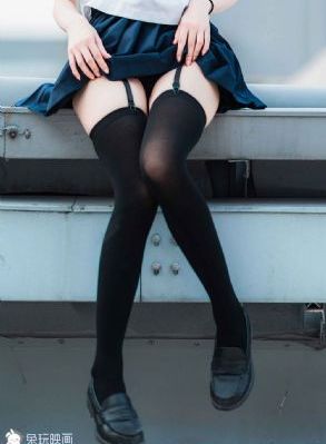 久久国产视频这里只有精品_2022国语成事在人免费观看