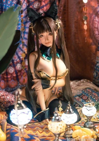 在宿舍撅着屁股被室友玩动漫_中英字幕在线观看完整版