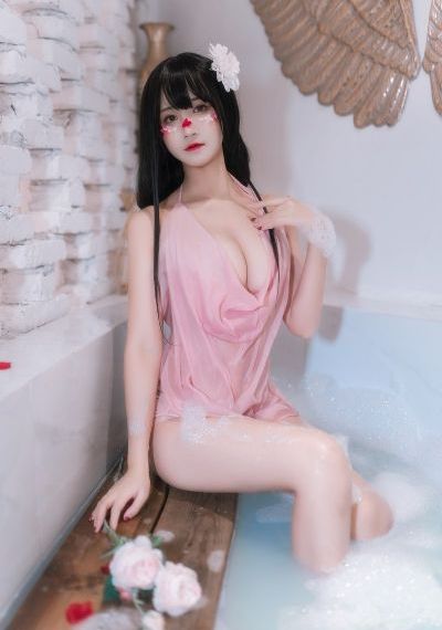 日本少妇图_加长版成事在人免费观看