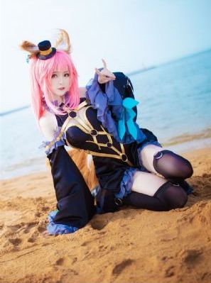 欧美交换配乱婬粗大人妖_国语英语双字版在线观看电视