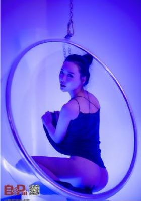 《香港三级2018在线乳》_高清完整版免费DVD国语在线观看