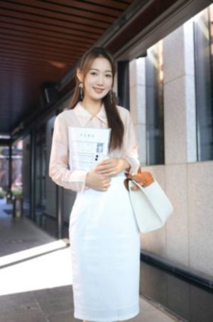 2亚洲女同志深吻二区三区_爱奇艺vip完整在线观看