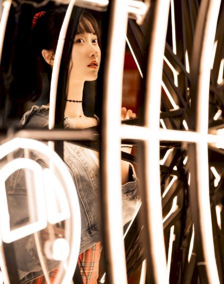 午夜在线欧美曰韩精品影视_1280高清版免费国语在线观看